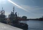 Se demora el ingreso de la Fragata Libertad al Puerto de Buenos Aires por un paro del Sindicato de remolcadores, familiares de todo el país quedan varados en la capital