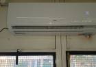 Se instalaron dos aires acondicionados en dos escuelas de Bajo Hondo