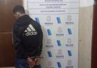 Un hombre se peleó con la familia de su novia, se dio a la fuga y luego agredió a una mujer policía