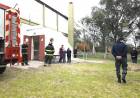 Adiestramiento en lucha contra incendio y evacuación en el Hospital Naval Puerto Belgrano