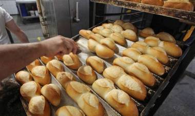 No hubo acuerdo entre Panaderos y el Gobierno y el kg podría a llegar a los 450 pesos