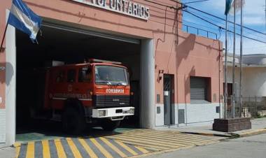 Bomberos Voluntarios trabajaron en una vivienda por un principio de incendio