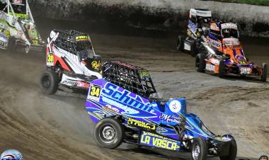 Midget: Pilotos rosaleños corrieron la segunda fecha del Estival 2022/23