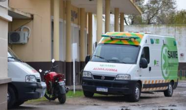 Accidente de tránsito entre un automóvil y un ciclomotor