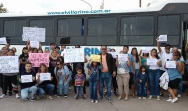 Este sábado por la tarde, Usuarios de la línea 319 volverán a autoconvocarse en un reclamo pacífico