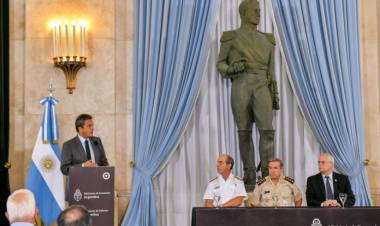 Se anunciaron aumentos salariales adicionales para las Fuerzas Armadas