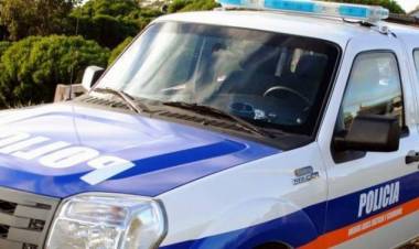 Accidente de tránsito entre dos autos en Pedro Pico e Hipólito Yrigoyen