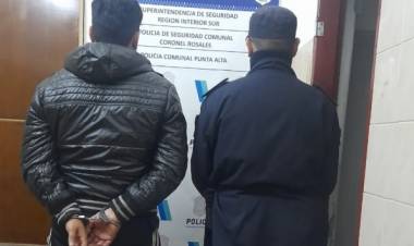 Un hombre le pegó a una remisera porque le pareció caro el pasaje