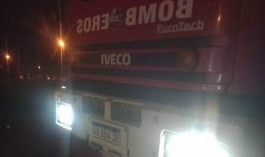 Bomberos Voluntarios acudieron al principio de incendio en una vivienda