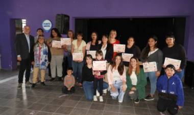 El Municipio brindó nuevos cursos gratuitos de manicuría y belleza para fomentar empleo
