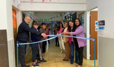 El Intendente Uset inauguró la obra de ampliación del edificio de la Escuela Secundaria N°6 de Nueva Bahía 