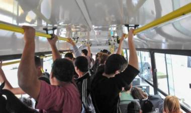 La Provincia de Buenos Aires alertó que no podrá pagar los subsidios al transporte desde la semana próxima