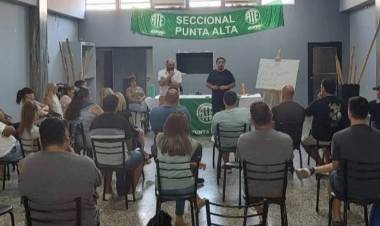 Desde ATE Punta Alta aseguran que 90 civiles de la Base Naval quedarán cesanteados