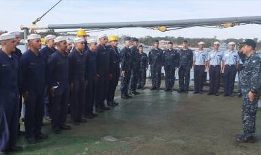 Aspirantes navales de la Escuela de Suboficiales de la Armada realizaron una navegación de instrucción