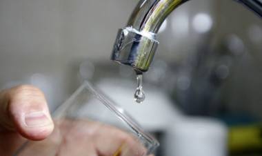 El Barrio Los Álamos estará sin agua hoy viernes por trabajos de reparación de ABSA