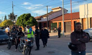 Secuestran 9 vehículos en un operativo policial y de tránsito