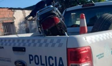 La Policía encontró una moto con la que habrían herido a una menor