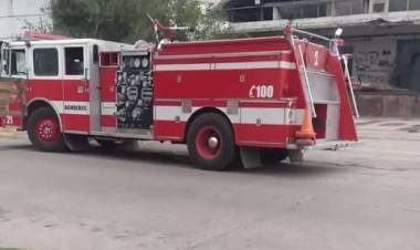 Bomberos acudieron a un incendio en el predio ex-CAIPAL