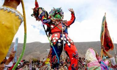 Los jujeños comienzan los festejos de carnaval este sábado en su sede de Punta Alta