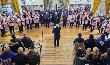 Voces corales por el cumpleaños de Punta Alta