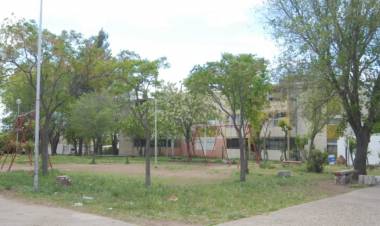 Se encuentran disponibles las boletas de pago para barrios sociales y nuevo centro juvenil en Río Dulce 50