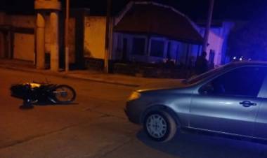 Un motociclista debió ser hospitalizado tras un accidente de tránsito