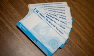 Se reanudó la entrega de licencias plásticas en Tránsito de Coronel Rosales