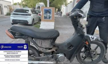 Recuperaron una moto robada en el parque San Martín