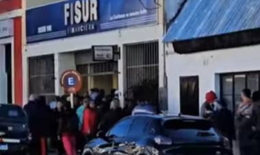 Clientes que reclaman sus ahorros de financiera se auto convocan para el día lunes
