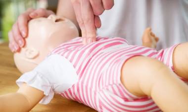 Darán un taller de lactancia, RCP pediátrico y maniobra de Heimlich