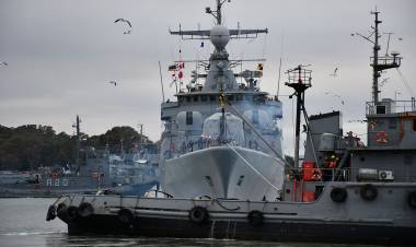 Unidades de la Flota de Mar zarparon para un adiestramiento integrado