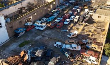 El Municipio dona diez vehículos a Bomberos Voluntarios de Punta Alta para capacitación en rescate