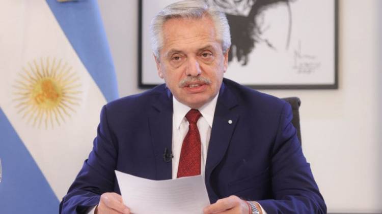 El Presidente Alberto Fernandez decretó Feriado Nacional para hoy viernes en apoyo a Cristina Kirchner