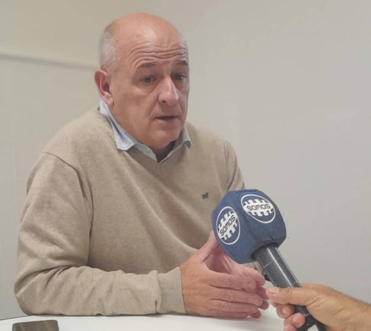 El Intendente Uset le pide a los médicos moderación al firmar carpetas médicas de empleados municipales