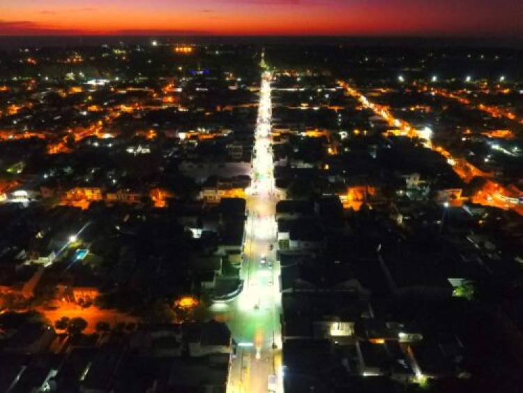 El Municipio de Coronel Rosales mejoró la iluminación de calle Bernardo de Irigoyen