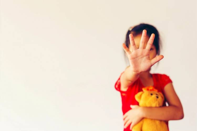 Aumentaron las llamadas por consultas sobre situaciones de violencia en niños en el país