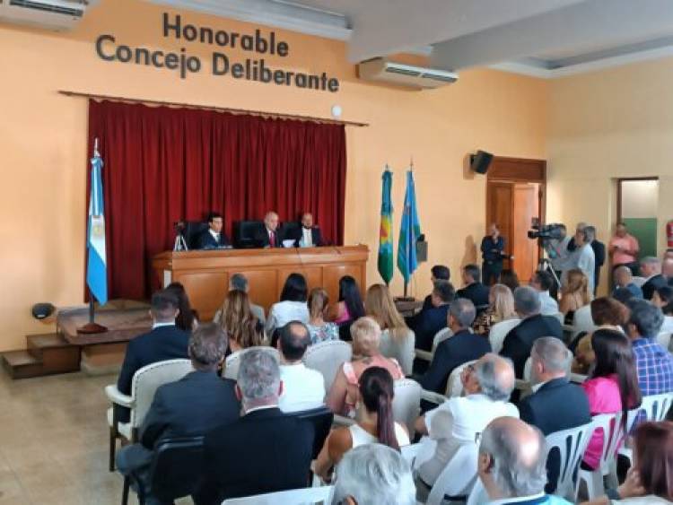 El Intendente Uset inauguró un nuevo período de sesiones del HCD pidiendo “elevar la vara” en las discusiones 