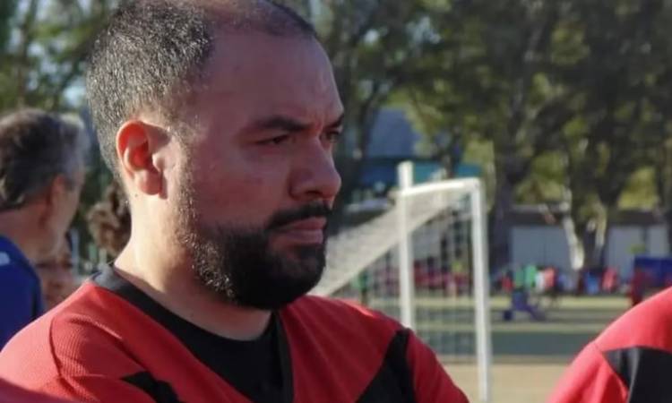 Un médico asistió a un jugador que sufrió un paro cardíaco durante un partido en la Base Naval Puerto Belgrano