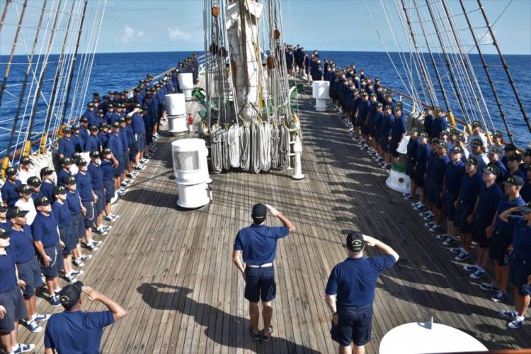 La tripulación de la fragata ARA “Libertad” recordó el 60º aniversario de su primer Viaje de Instrucción