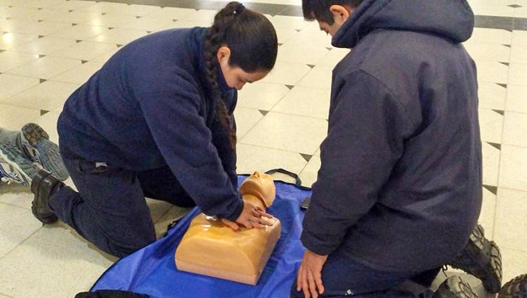 Se realizó un taller de RCP para personal que participará en la custodia de las Elecciones 2023