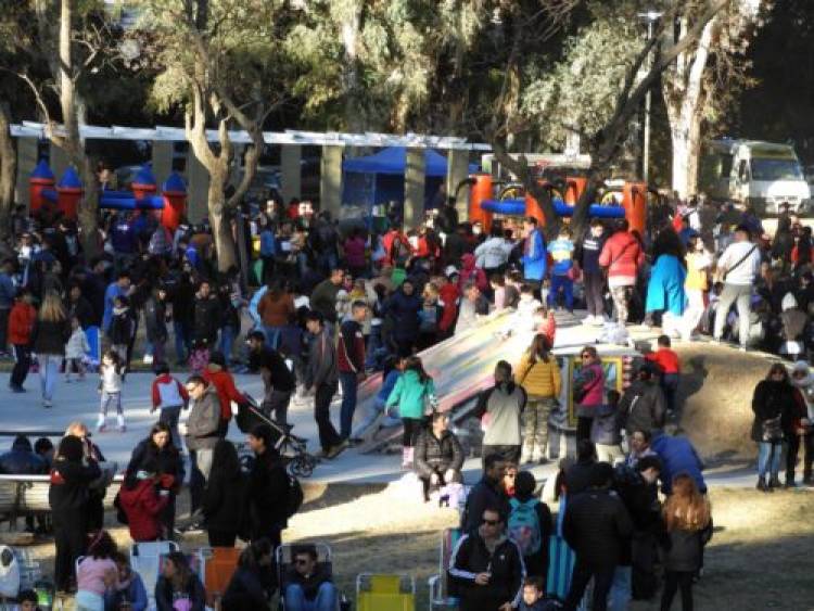 Una multitud disfrutó de los festejos por el “Día del niño” en el Parque Sarmiento 