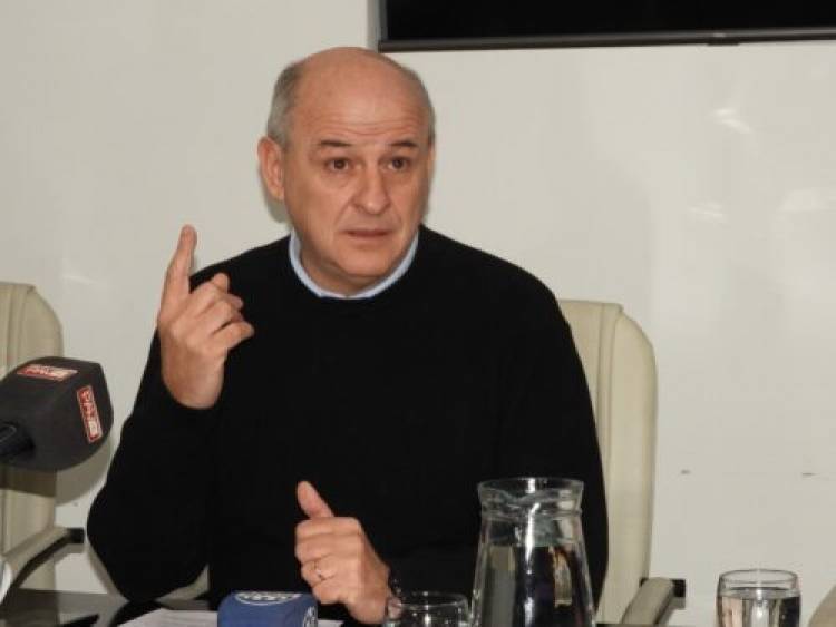 El Municipio denunció al presidente del Puerto, Aristimuño, por mal uso de los recursos portuarios