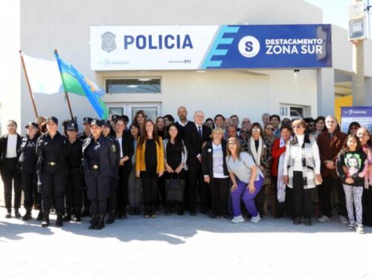 El Intendente Uset inauguró el nuevo edificio para el Destacamento Policial de Zona Sur 