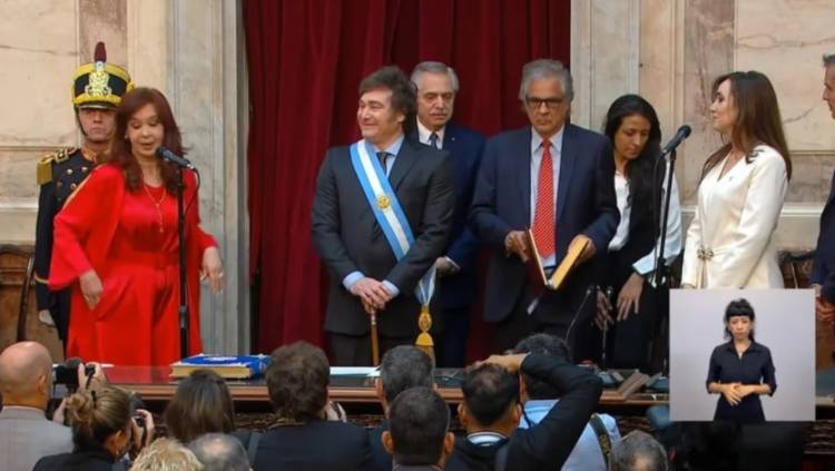Tras su jura ante la Asamblea Legislativa, Javier Milei es el nuevo Presidente de la Nación