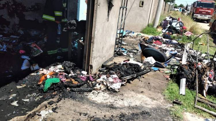 Se busca reconstruir el Merendero Sapucay, reciben donaciones de materiales y dinero