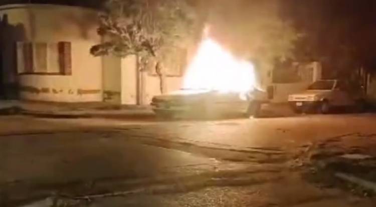 Pérdidas totales en el incendio de un auto 
