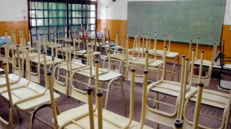 En Coronel Rosales, los gremios adhieren al paro nacional docente