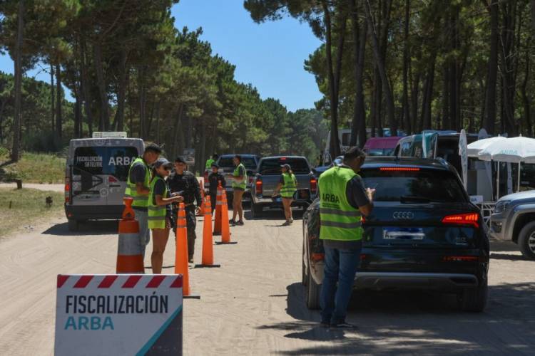 ARBA sigue fiscalizando en lugares estratégicos del verano 2025