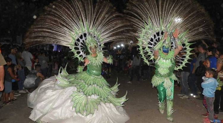 Este domingo comienza el Carnaval en el “Corsódromo Gustavo Bouscayrol”