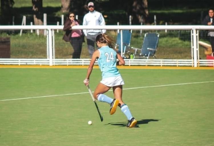 Hockey: Conjuntos rosaleños disputaron la fecha 4 de los torneos organizados por la ABH